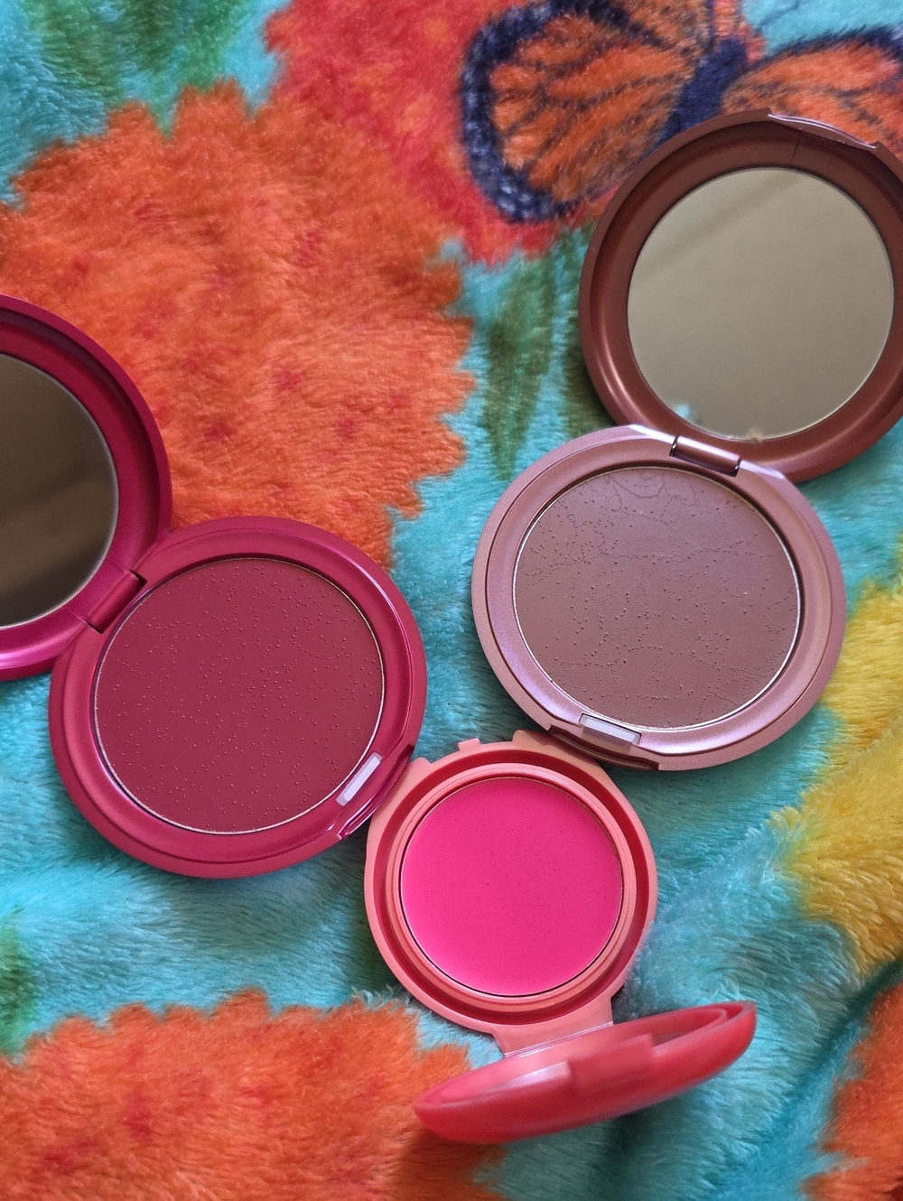 Stila Convertible Color Lip & Cheek Tulip Magnolia Petunia New